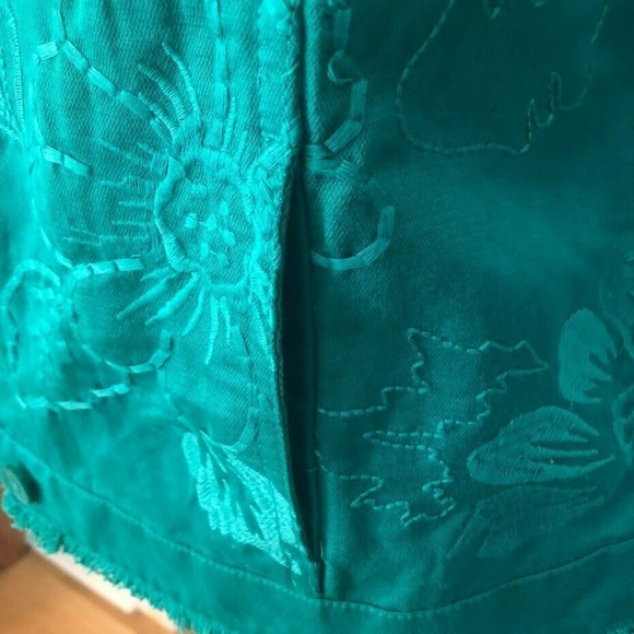 Chico's NWT Linen Cotton Blend Embroidered Jacket Chico's Size 1 - Picture 5 of 9